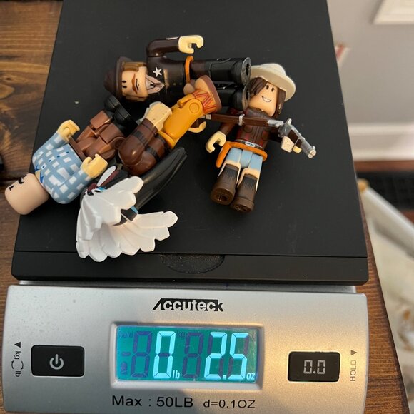 Roblox Wild West Sheriff Cowboy Indian Farmer Toy Figures Set Of 4 Cake Toppers - Picture 12 of 12